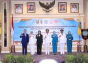 Gubernur Lampung, Rahmat Mirzani Djausal melantik Bupati dan Wakil Bupati Pesawaran periode 2025–2030 di Balai Keratun